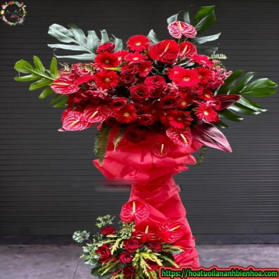 Hoa khai trương Hố Nai