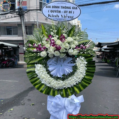Hoa viếng đám tang Biên Hòa