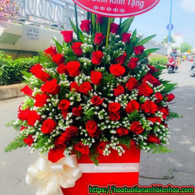 10 mẫu giỏ hoa tươi giá rẻ tại Biên Hoà 
