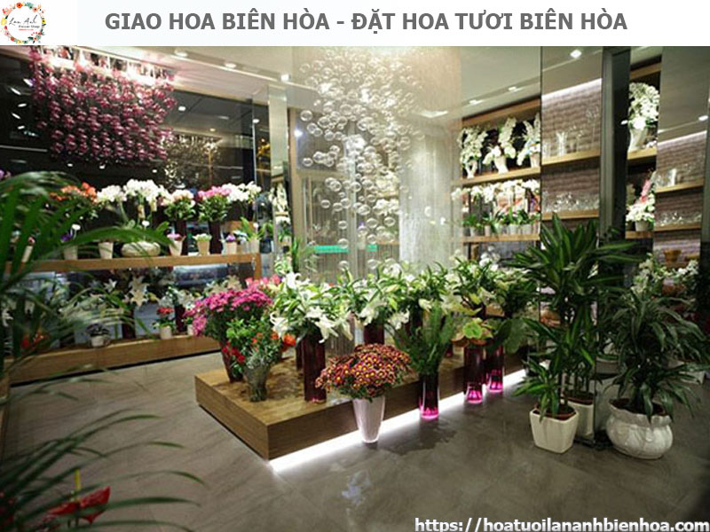 giao-hoa-tan-noi-tai-bien-hoa-dep-gia-re-nhat-nam-2025