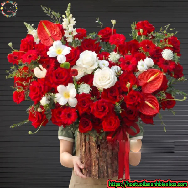 hoa-khai-truong-tran-bien